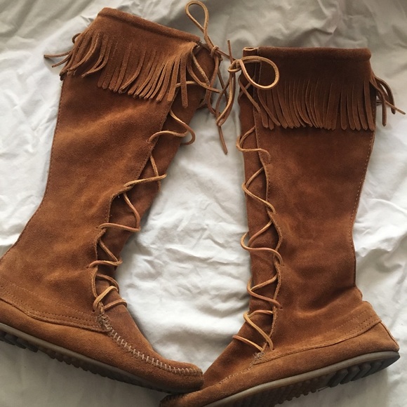 Minnetonka Shoes - Women's Knee Hi Hardsole Boots Dusty Brown